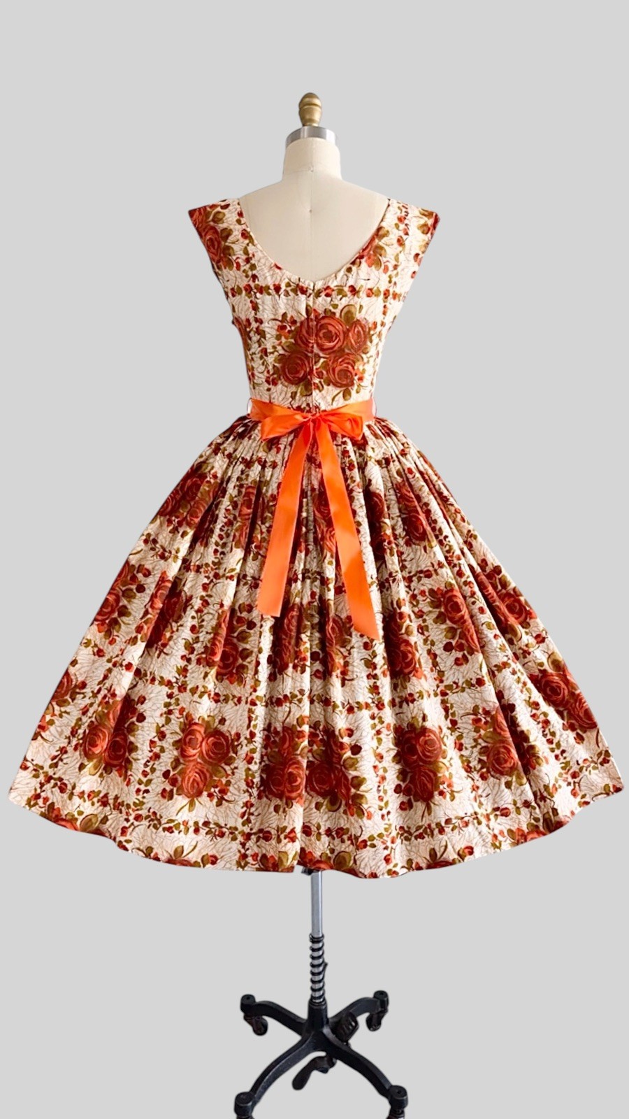1950s 1960s Rose Print Cotton Sundress Floral Novelty Roses Bouquet Pinup Dress
