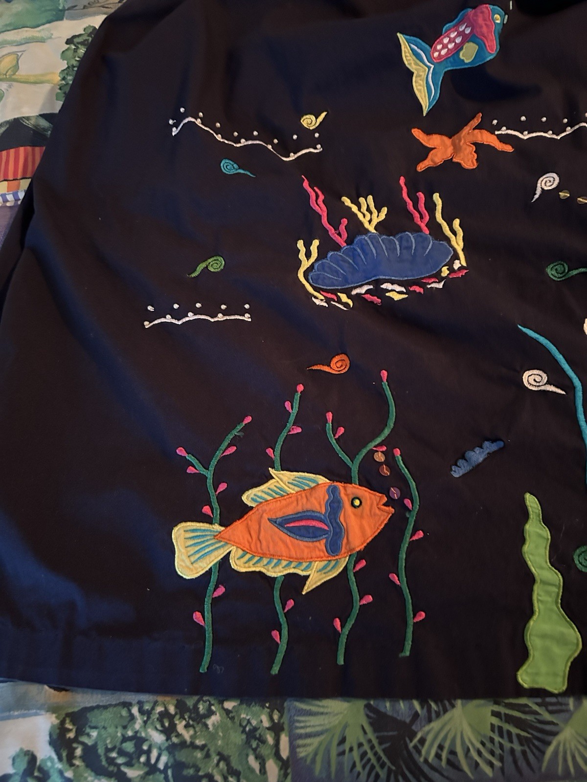 VINTAGE 1980’s1990’s MUUMUU EMBROIDERED OCEAN THEME HOUSE DRESS – XL AWESOME