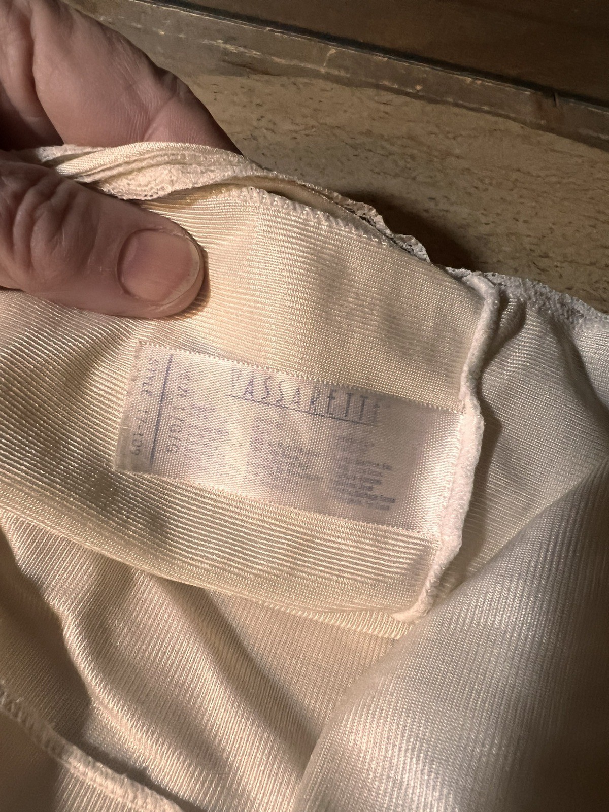 Vintage Vassarette Camisole PULLOVER Slip Tank Top Sz LARGE 42 White Retro 70&rsquo;S