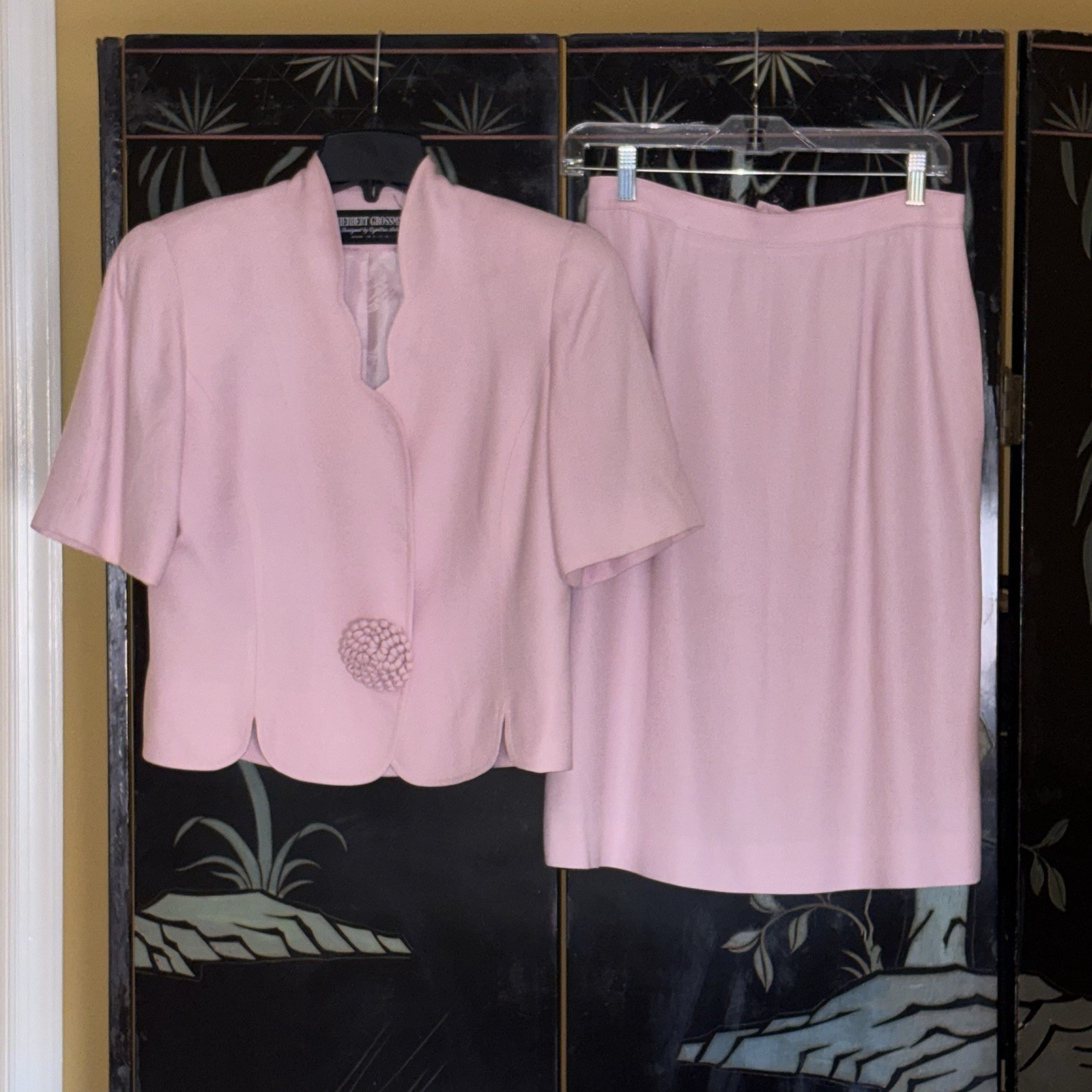 Vintage Pink Women&rsquo;s Skirt Set – Elegant Two-Piece Ensemble, Stunning!