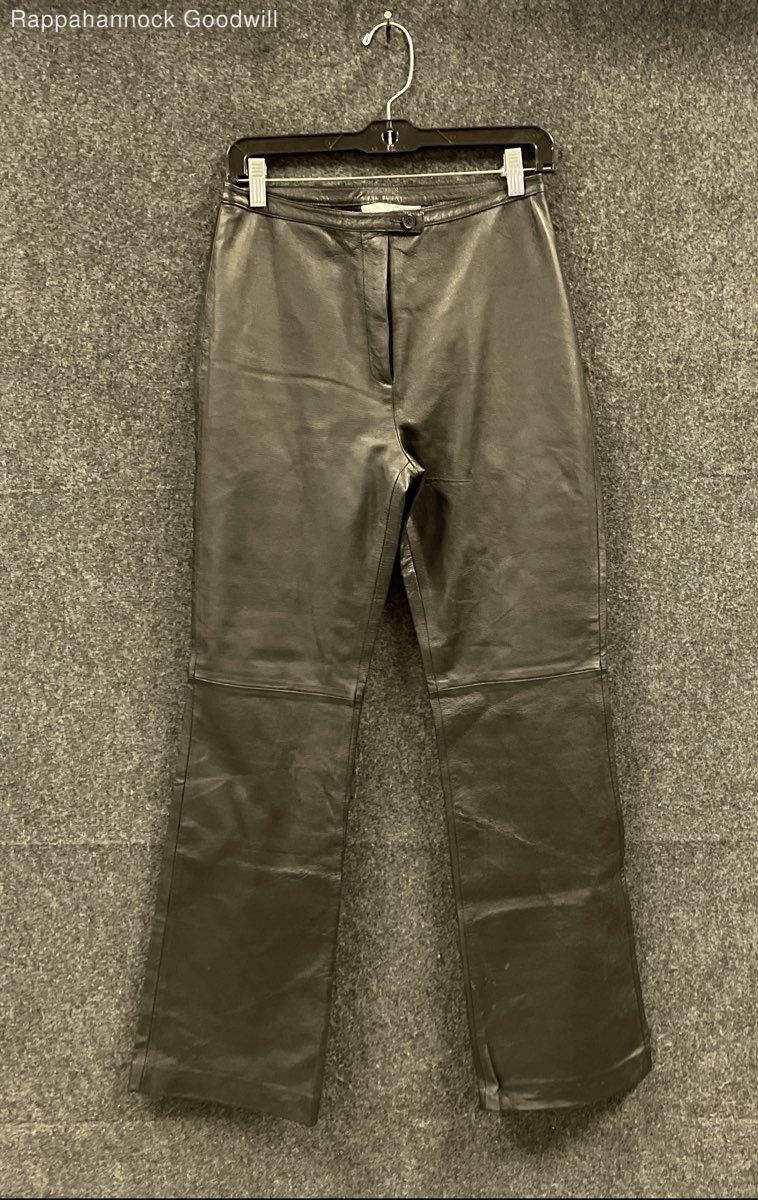 Vintage Y2K Newport News Women&rsquo;s Black Leather Straight Leg Pants Size 6