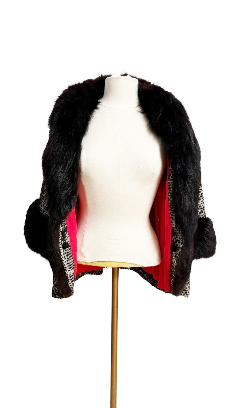 1960s Tweed Jacket / Fox Fur Jacket / Size Medium – Large