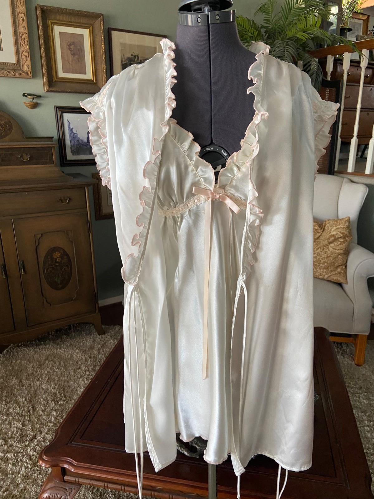 Cinemaetoile Seductivewear Shorty Nightgown & Robe Ivory & Pink Size M NWT