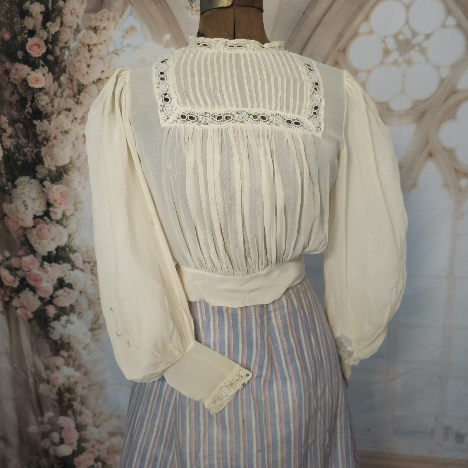 Antique Cream Lace Blouse w/ Puffy Sleeves Chiffon Prairie 1910s 1900s Top Shirt