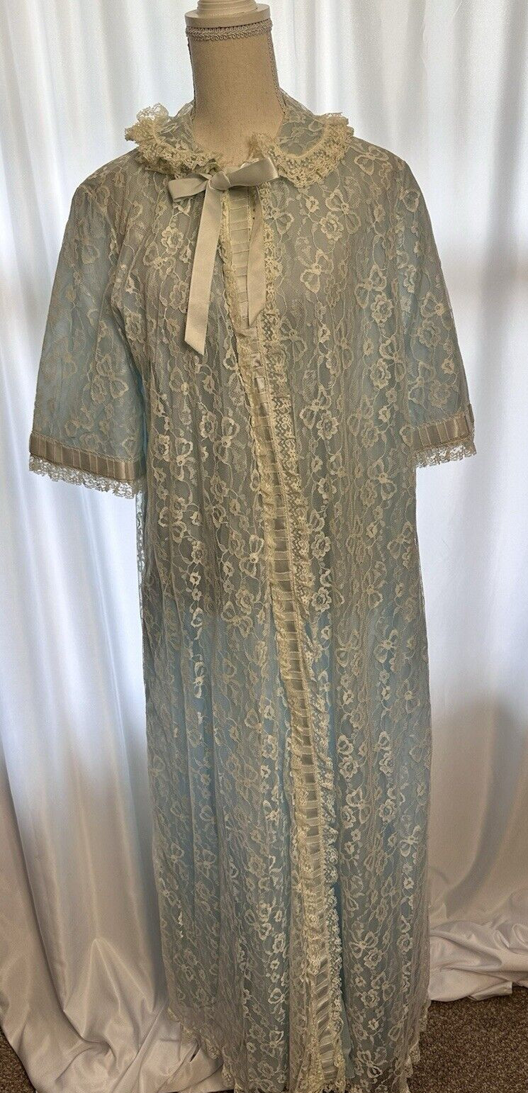 Vintage Odette Barsa Robe Size M Light Blue Lace Dressing Gown 1960s Long