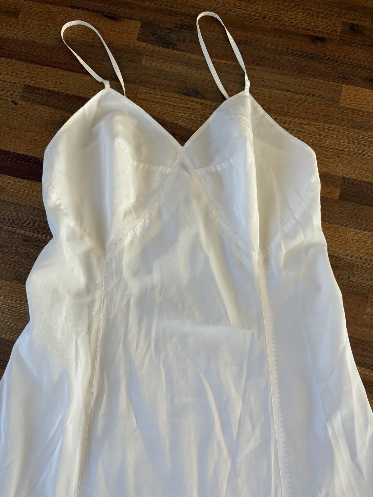 Vintage 1940’s Nylon Blend Negligee Off White Lingerie Slip Medium