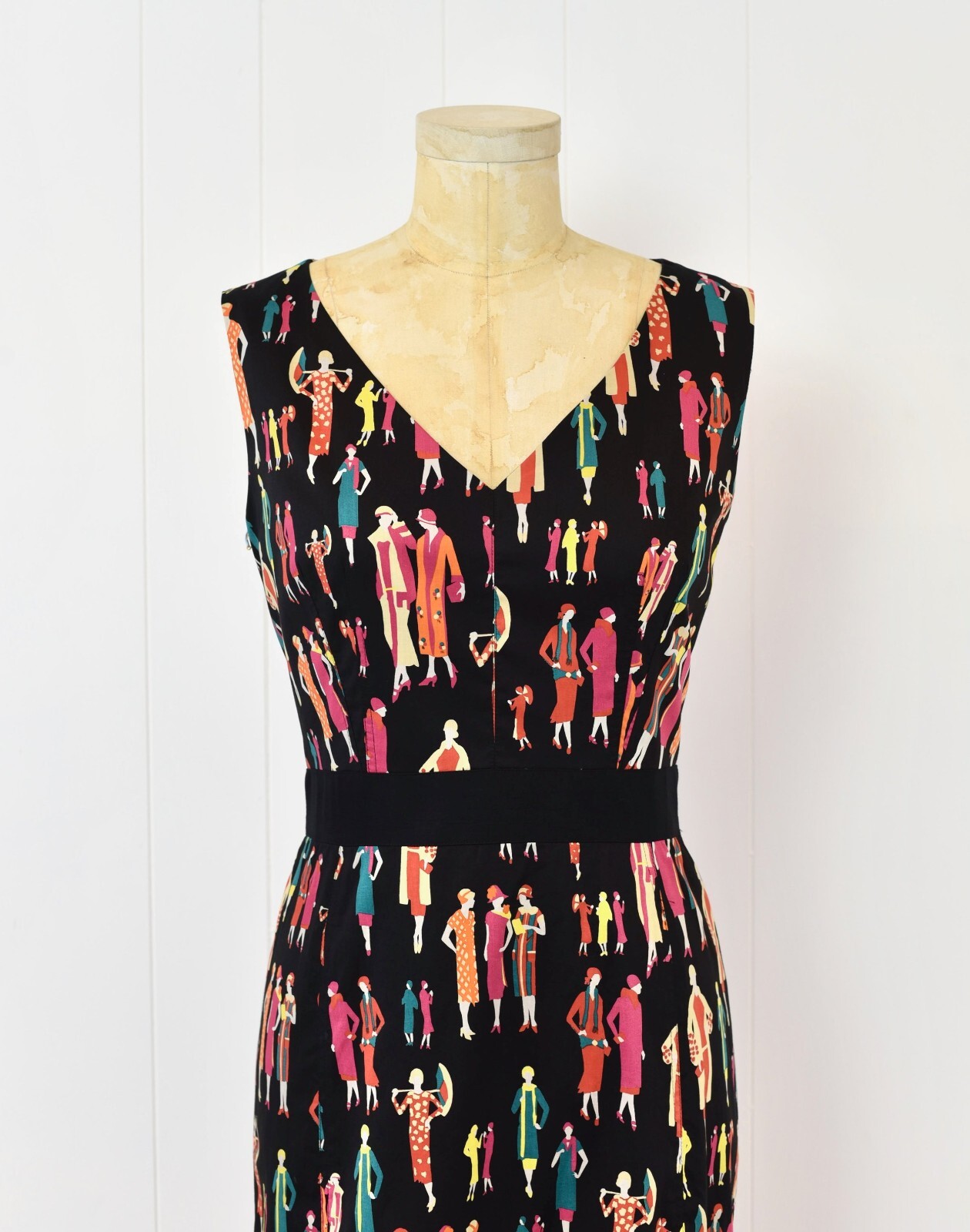 1990s/2000s Y2K Flapper Ladies Art Deco Novelty Print Kay Unger New York Dress