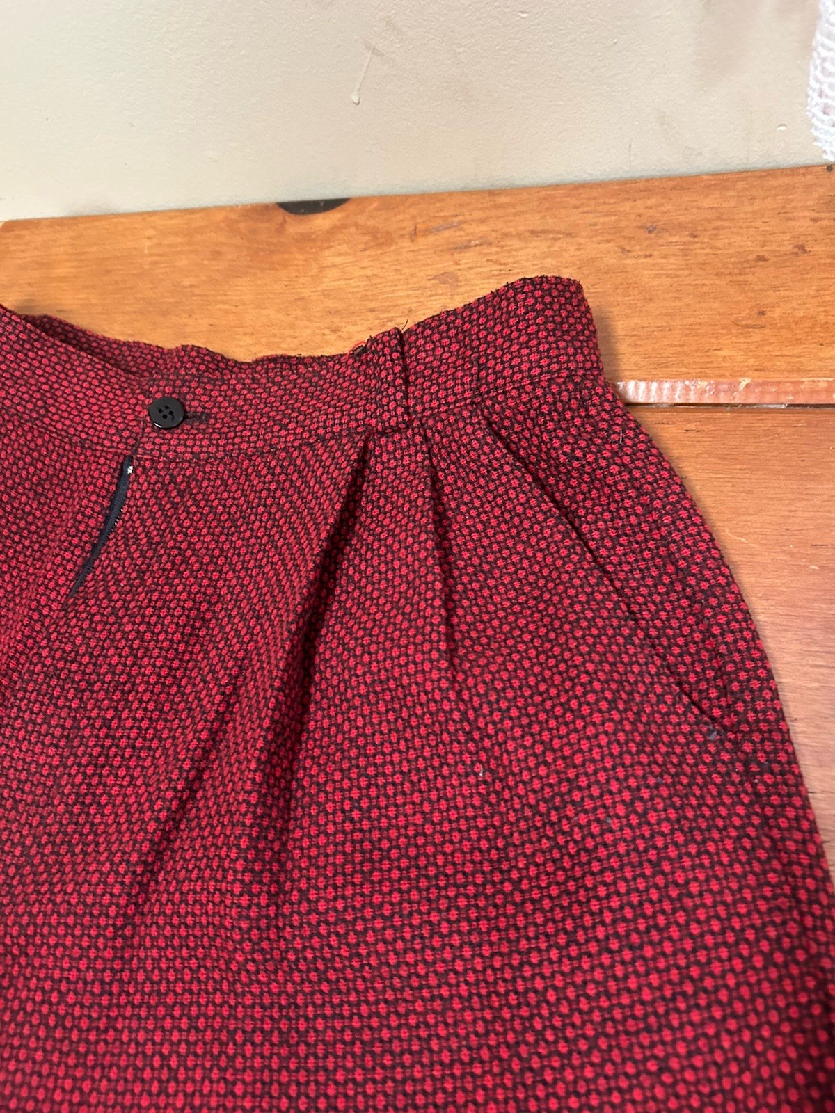 Vintage Wool Pants Suit Blended Wool Red Blazer Pleats Trousers Size 6 1990s Y2k