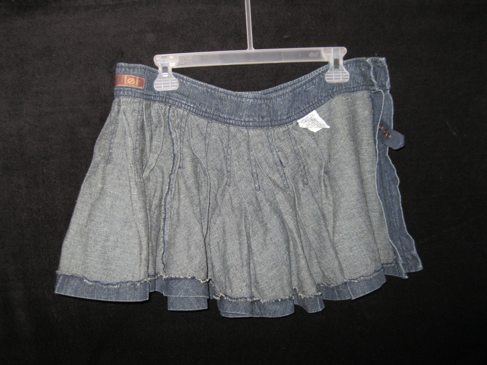 New Y2K l.e.i Denim Wrap Around Super Short Mini Skirt Heavily Pleated Sz. 5 SM.