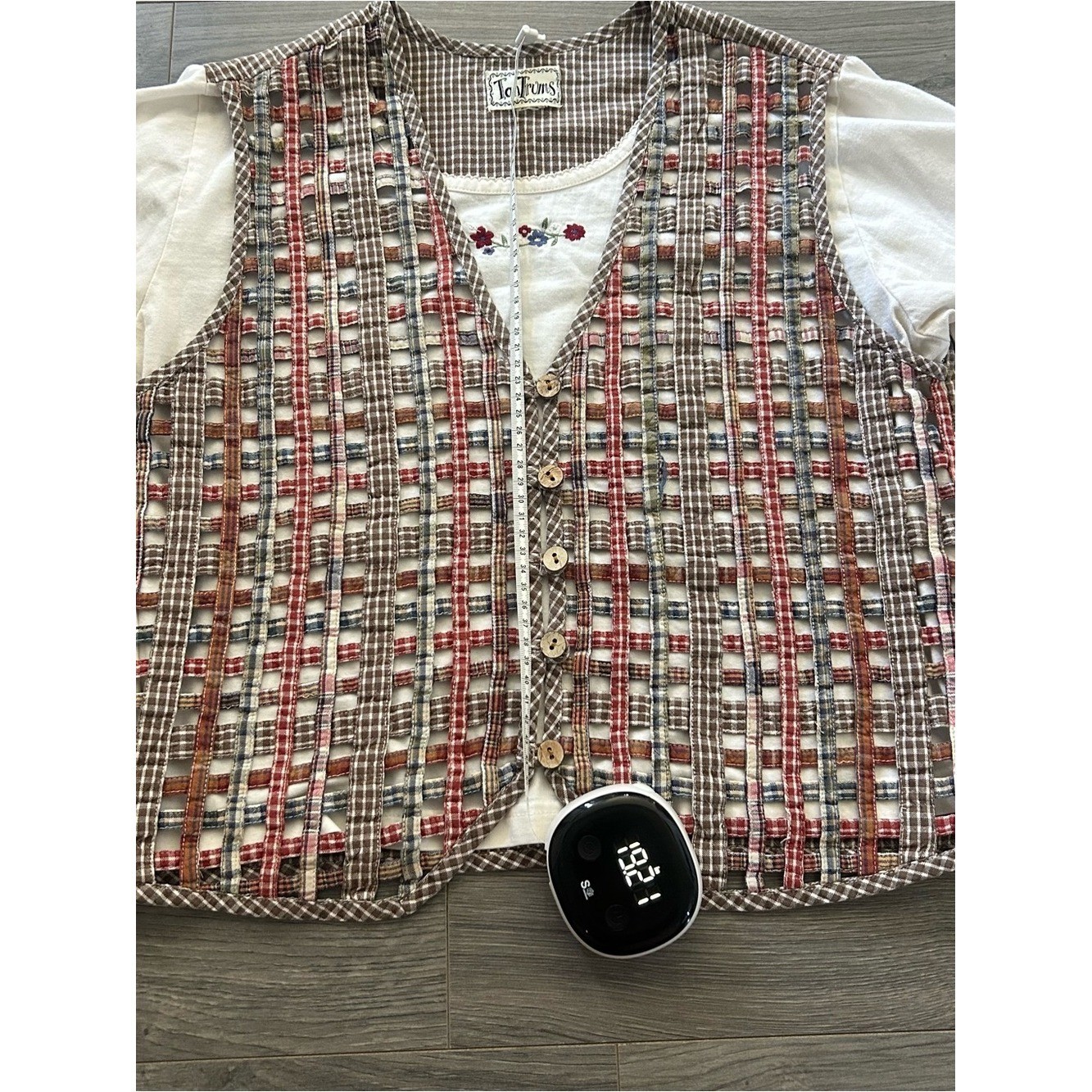Vintage Cottagecore Quilted Plaid Button Front Vest in Cream, Brown & Red