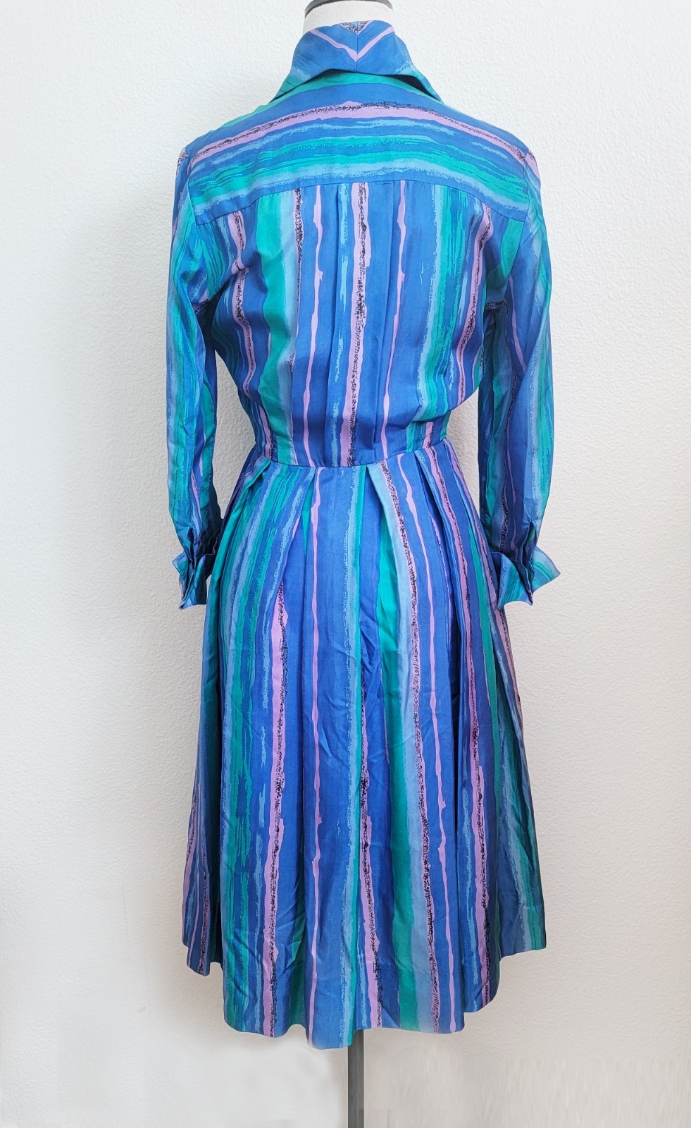 Unworn 1950s Vintage Julie Miller SILK Shirtwaist DRESS Vivid BLUES XS-S