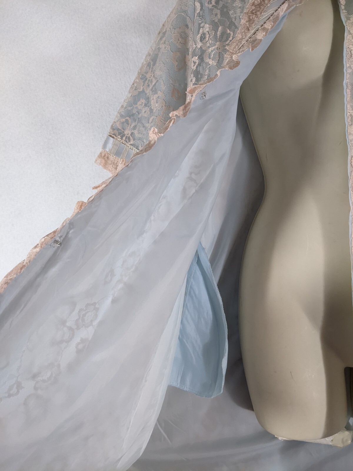 Vintage Odette Barsa Lace Overlay Lined Lingerie Pocket Dressing Robe M