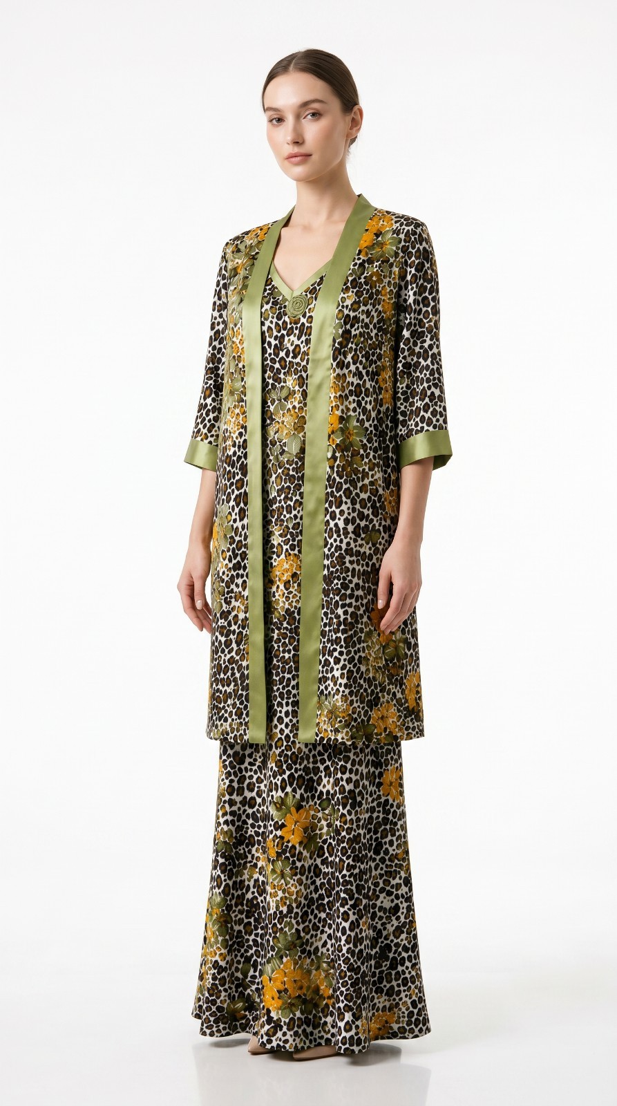 Luxury 2-Piece Satin Nightgown & Short Robe Set Size M | Animal Print Floral