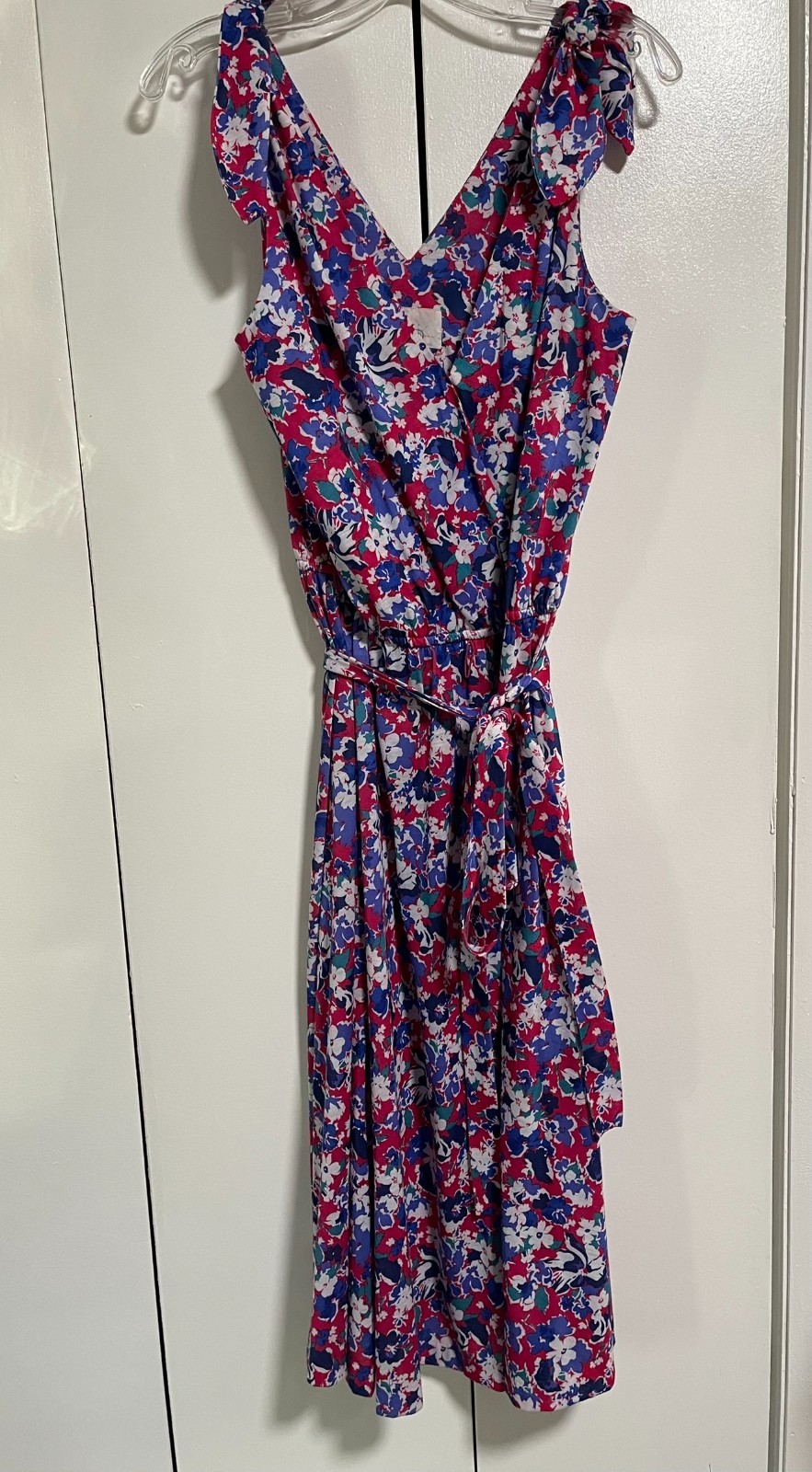 Stanko Fashions Vintage Floral V-Neck Sleeveless Polyester Dress with Belt 13/14