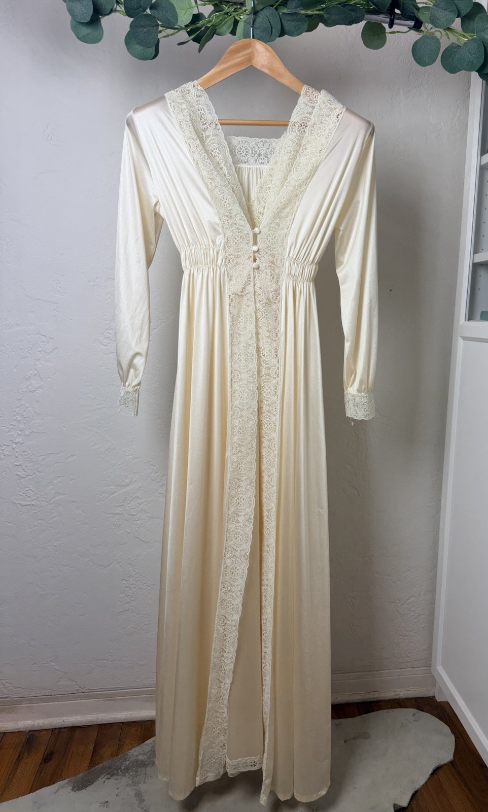 Vintage Miss Elaine Peignoir Set Ivory Lace Bridal Robe Gown Small USA