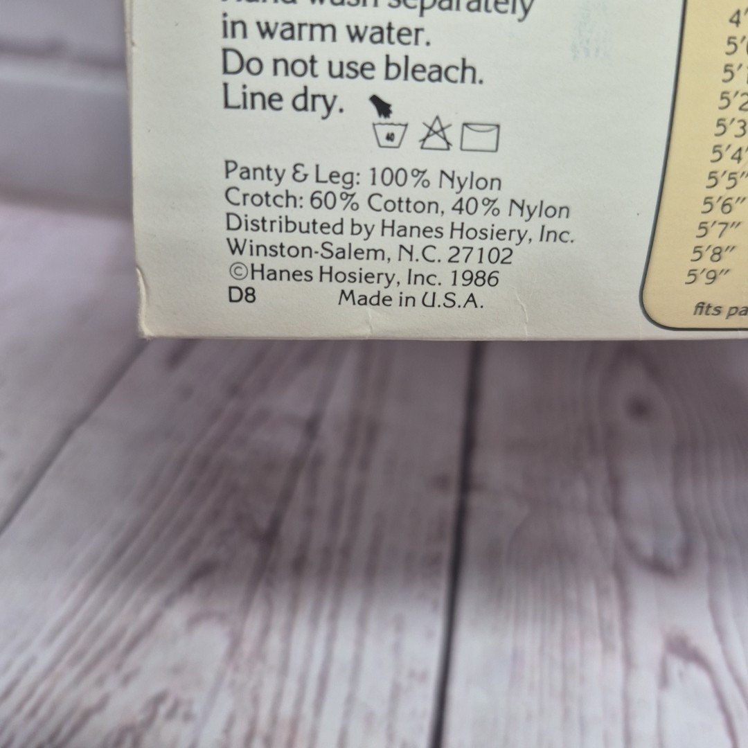 Vtg Pair UNDERALLS Nylon Pantyhose QUEEN Size NOS Style 310X Suntan Made in USA