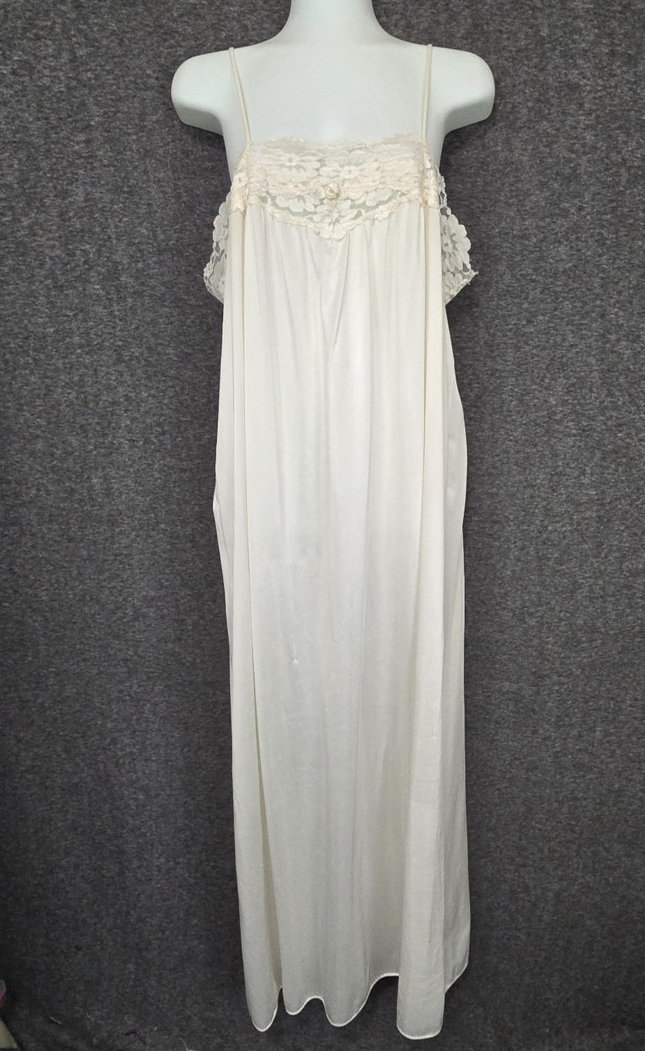 Cachet Sears Nightgown Womens Medium Ivory Lace Trim Nylon Slip USA Vintage