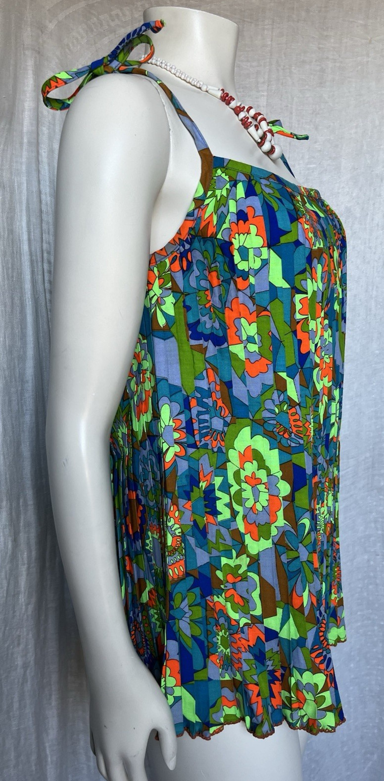 Vintage 60s Mod Go-Go Tank Top Blouse Pleats Retro Floral Summer Beach Resort S