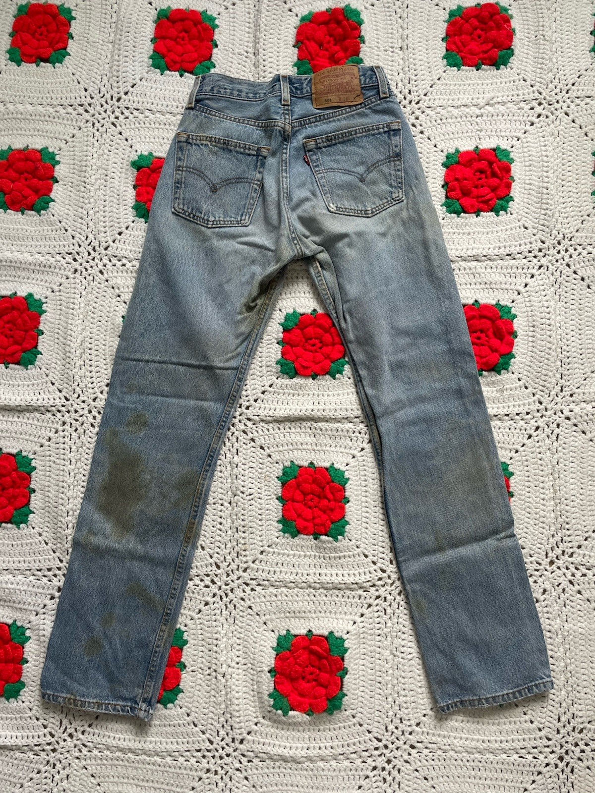 Vintage 90’s Levi’s 501 Jeans W26 Made in USA Light Wash Button Fly High Rise