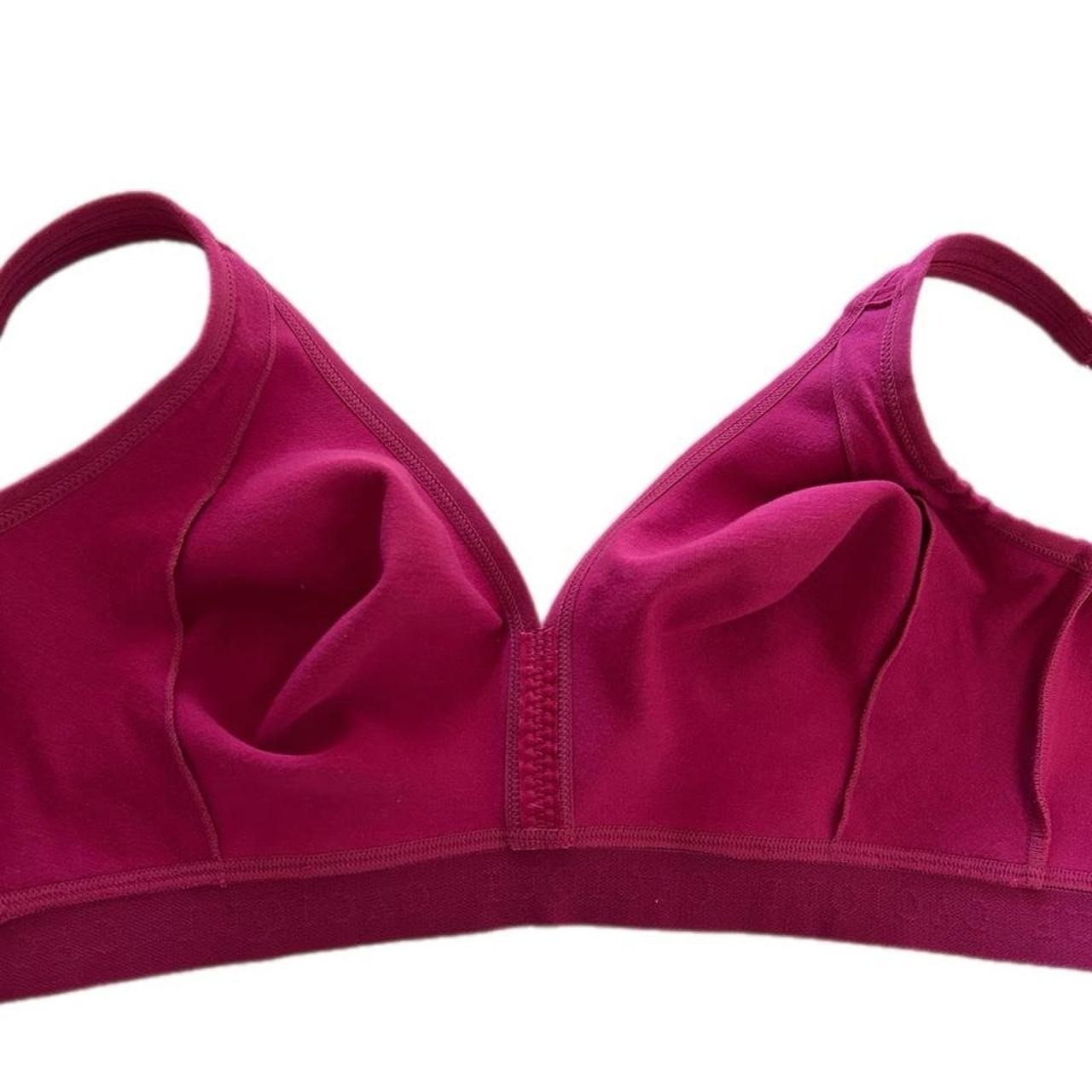 Cacique 40C Wireless Wire Free Soft Womens Pink Bra