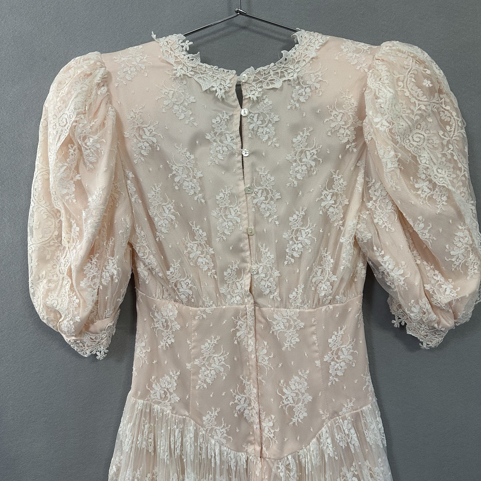 Vtg Jessica McClintock Romantic Victorian Floral Lace Dress Peach Cream SZ 8 USA