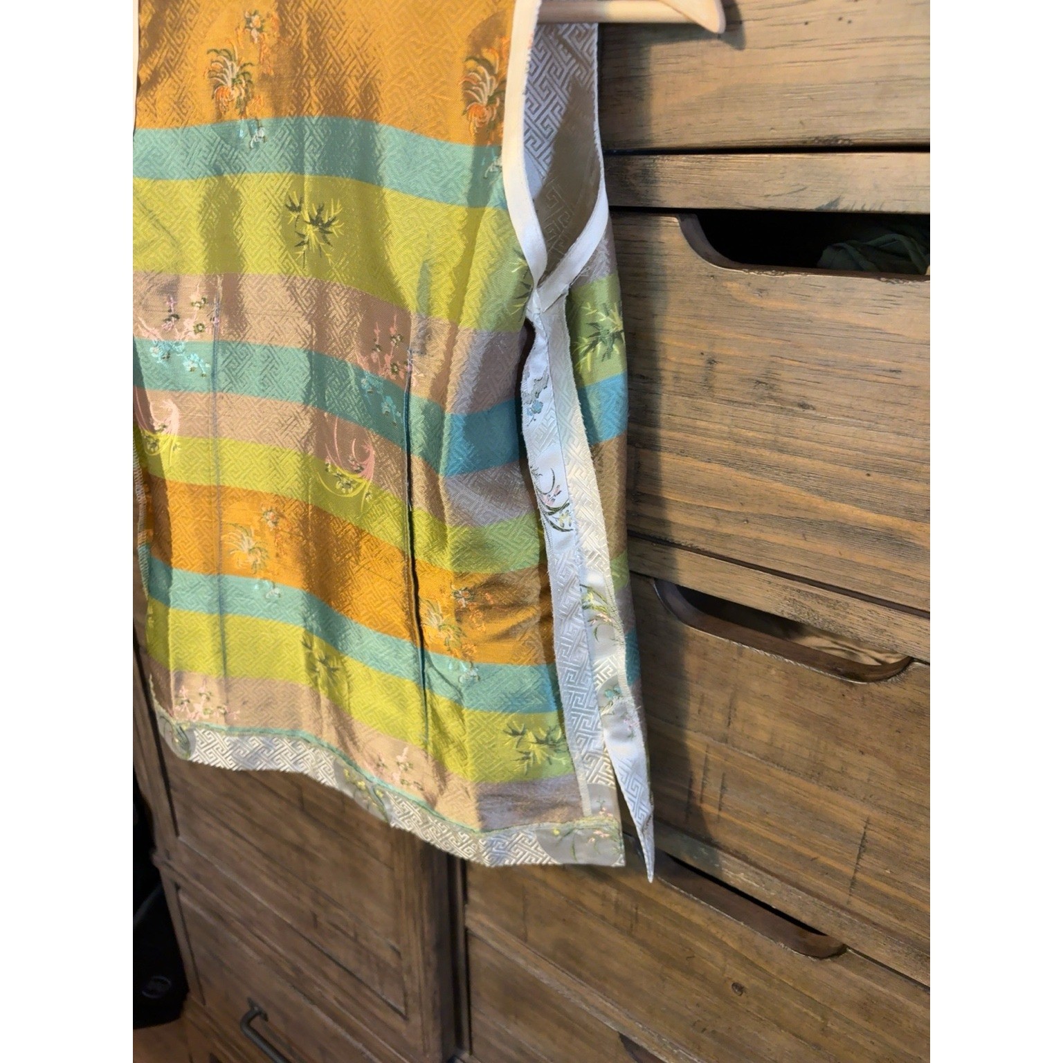Vintage Handmade Asian Brocade Mandarin Collar Vest – Women&rsquo;s Small