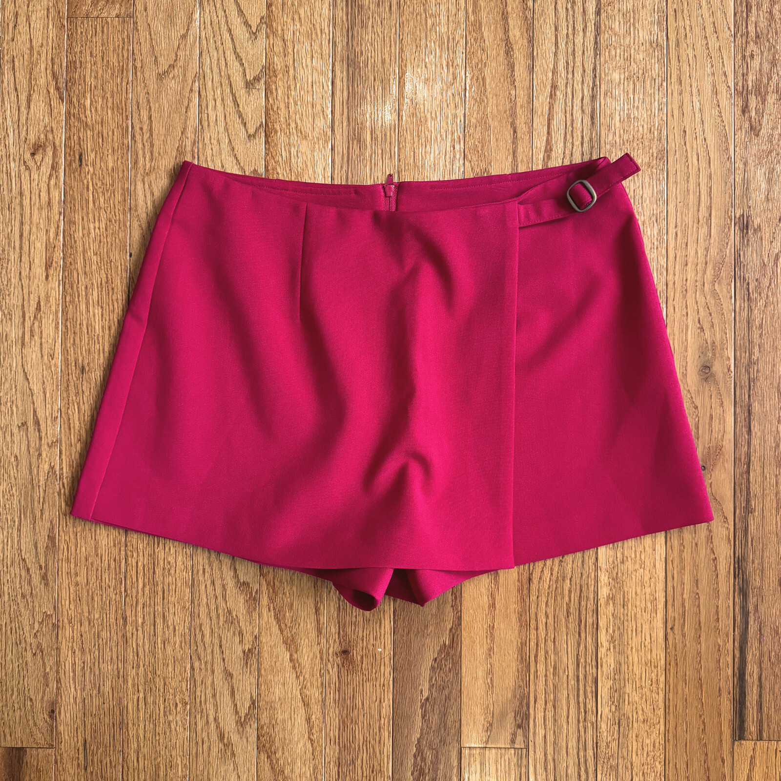 United Colors of Benetton – Red Short Skirt – Womens – US 8, IT 44, Medium