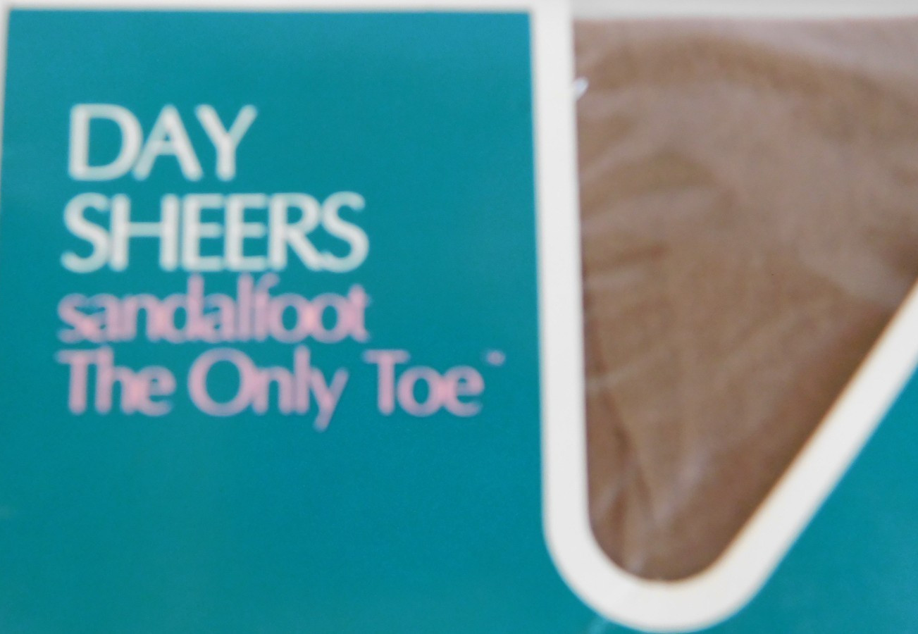Sears Day Sheers Hug-alon Full Figure Tall Smoky Taupe REGULAR Pantyhose