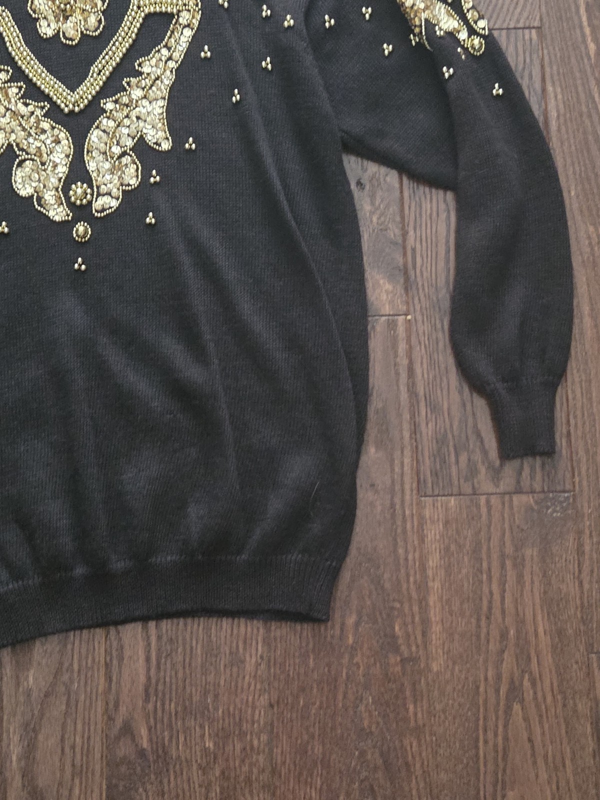 🍾Vintage Dana Scott Black Gold Sequin Beaded Sweater Medium Ramie Glam Holiday