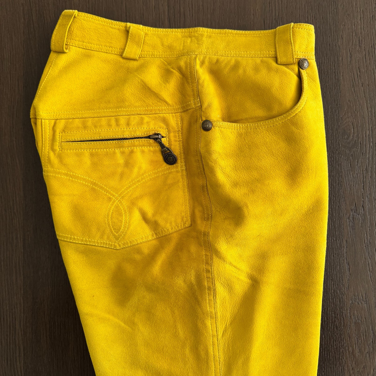 GIANNI VERSACE mustard yellow suede pants size 38/XS from F/W 1994/95