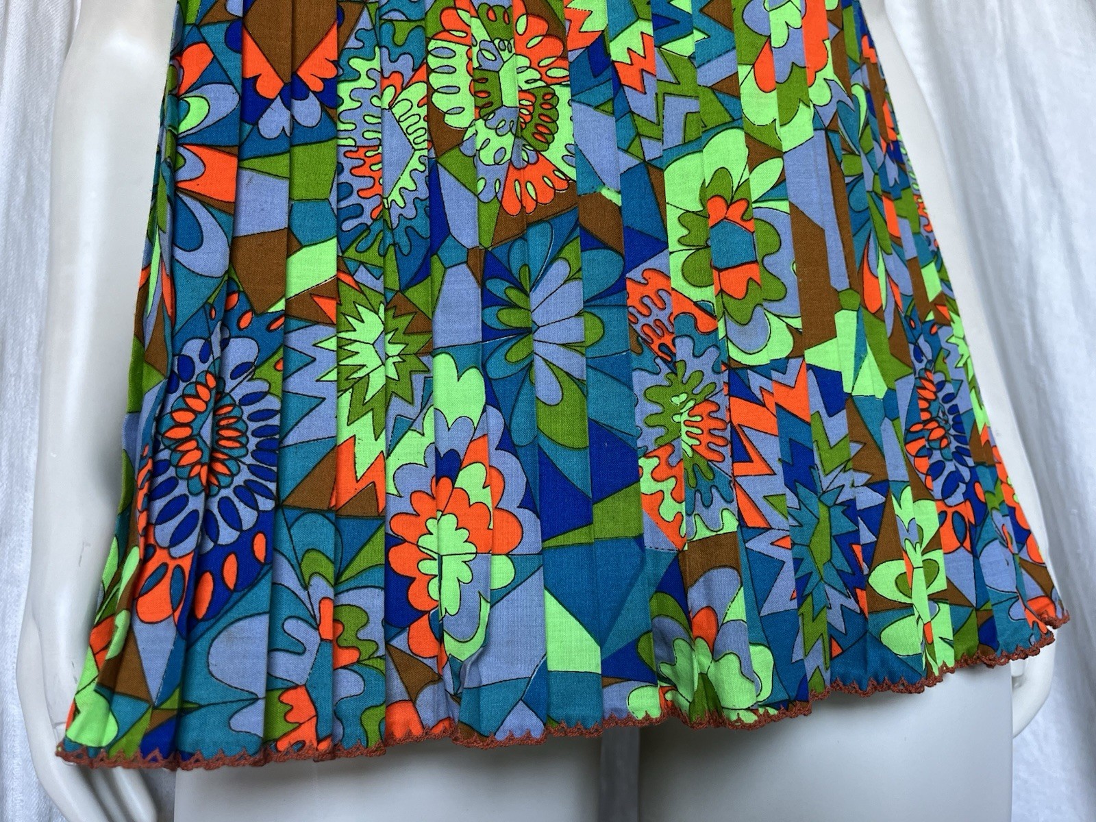 Vintage 60s Mod Go-Go Tank Top Blouse Pleats Retro Floral Summer Beach Resort S