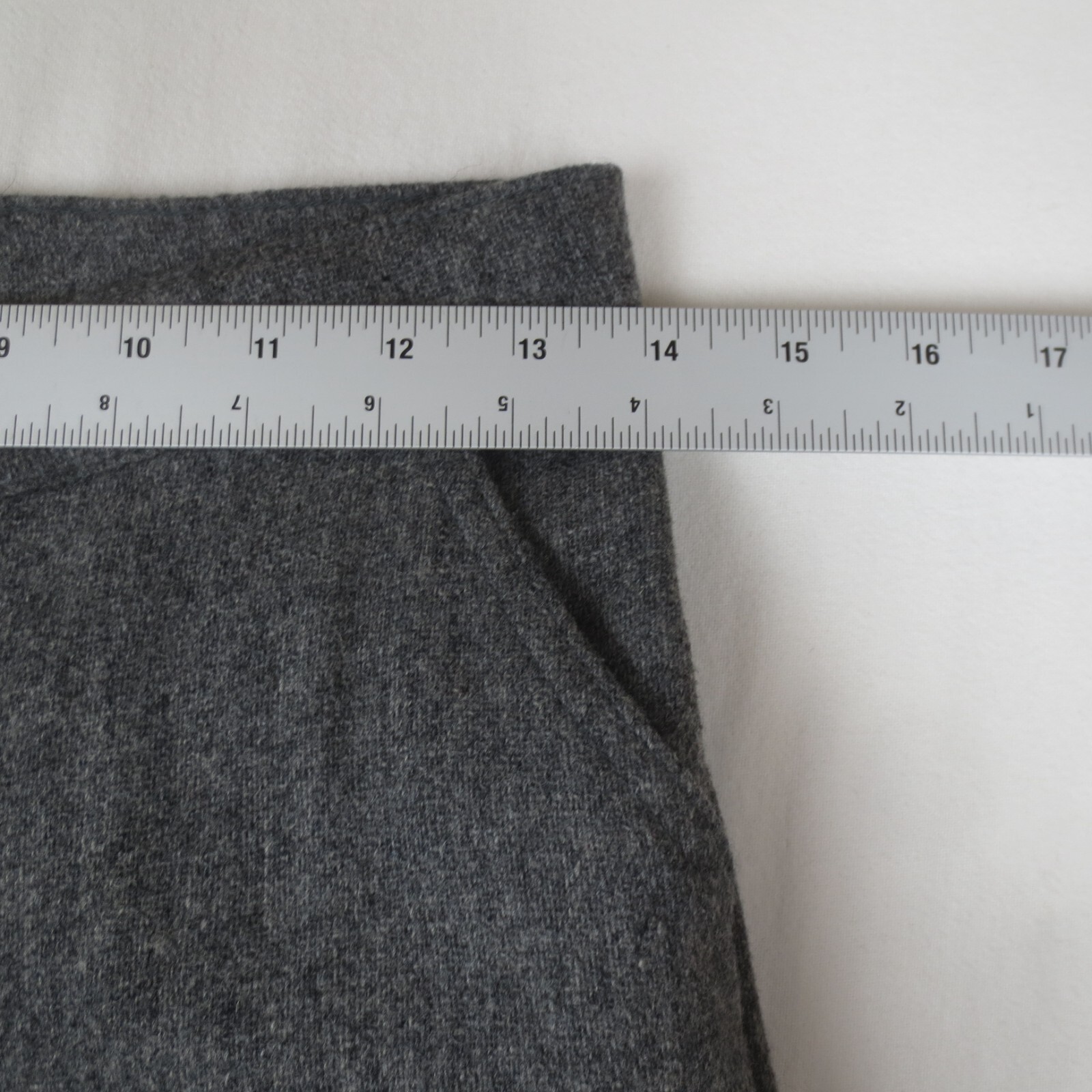Vintage 70s Levis Pants 28×30 Gray Wool Blend High Waist Wide Leg Flared Cuffed