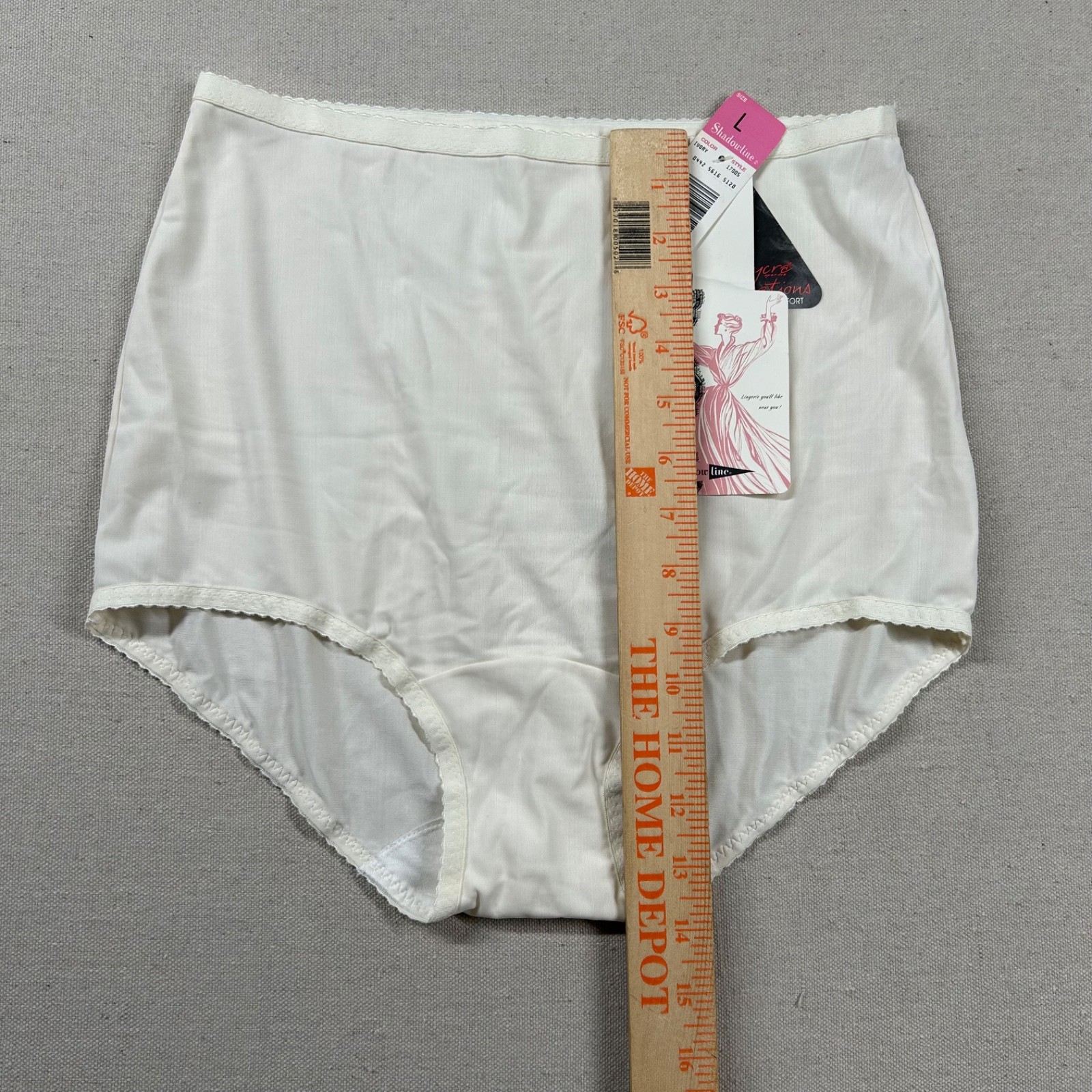 Vintage Shadowline Lingerie Womens L Nylon Blend Ultralight Granny Panty 70s 80s
