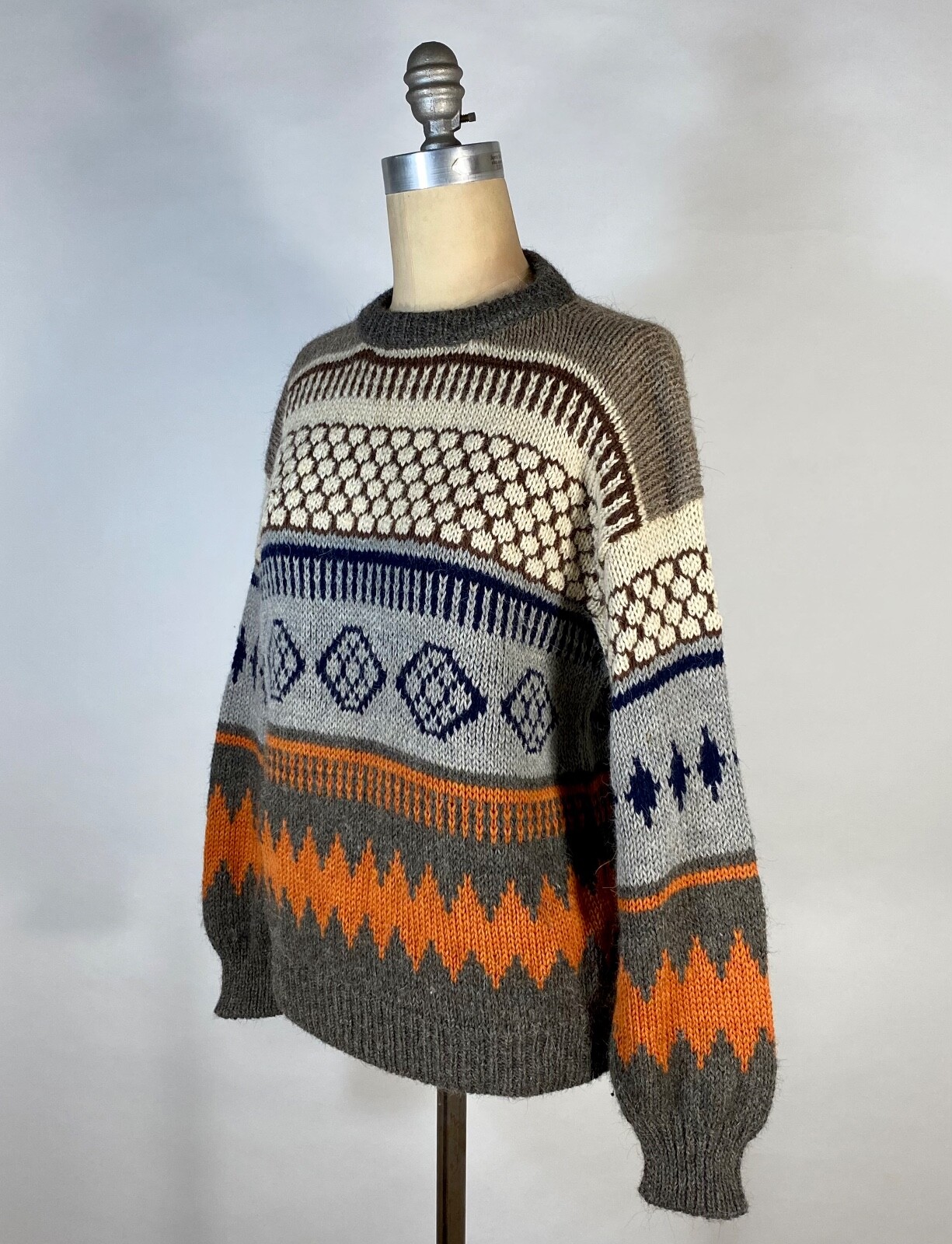 Vintage 1980&rsquo;s LINEA DE ALPACA Peruvian hand knit alpaca wool unisex sweater S/M