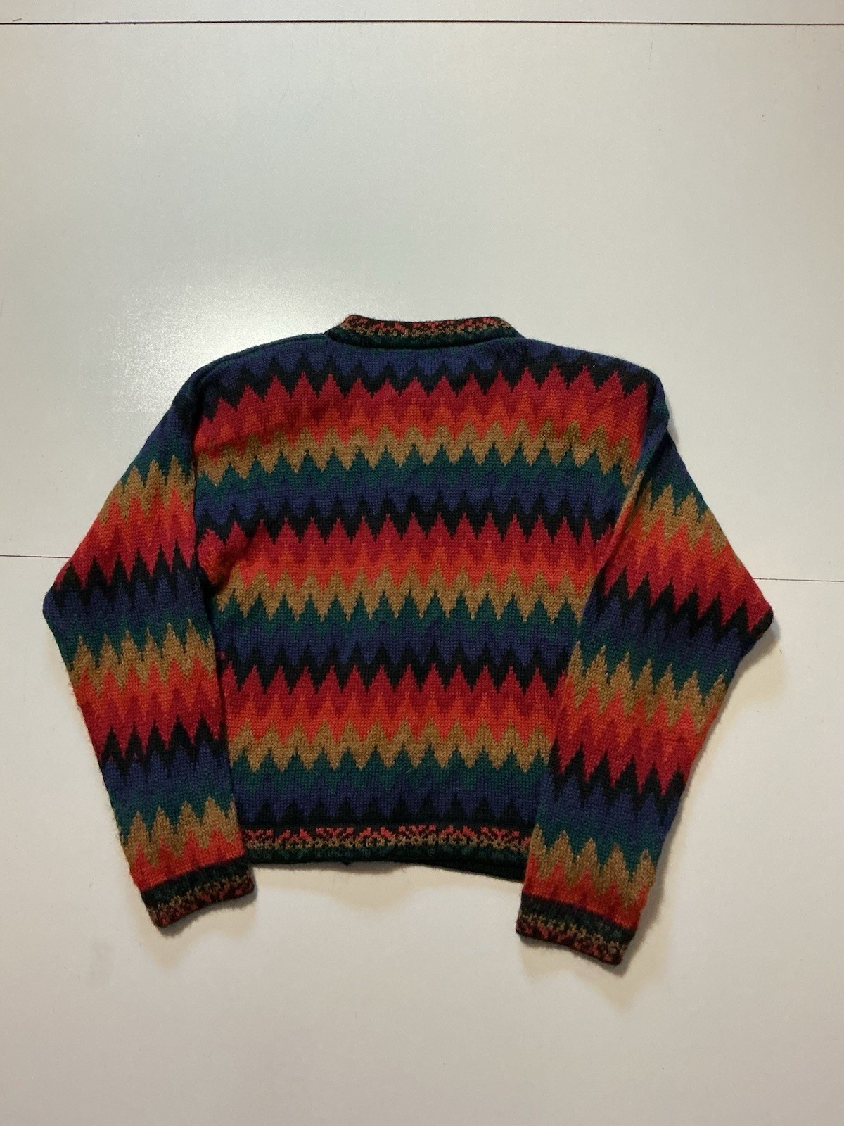 Vintage Artesania Cusco Peruvian 100% Alpaca Knit Andes Button Cardigan Sweater