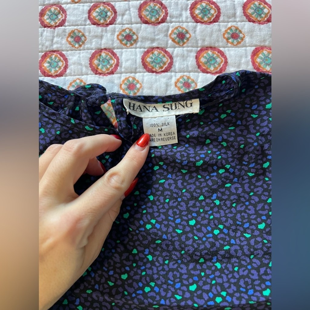 Vintage 90s 100% Silk Leopard Print Blouse size medium