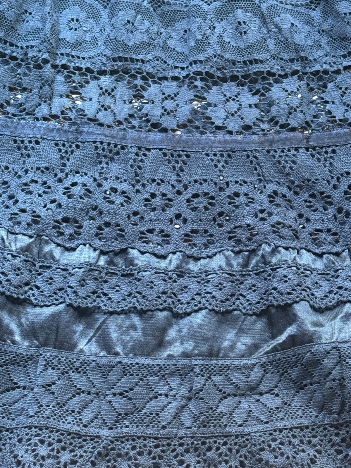 Antique Edwardian 1900 Cotton Gothic Lace Skirt Vintage 44/46