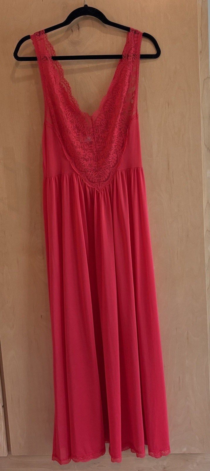 Rare Vtg Miss Elaine Red Nylon Chiffon Nightgown Stretch Lace Bodice 36” Bust