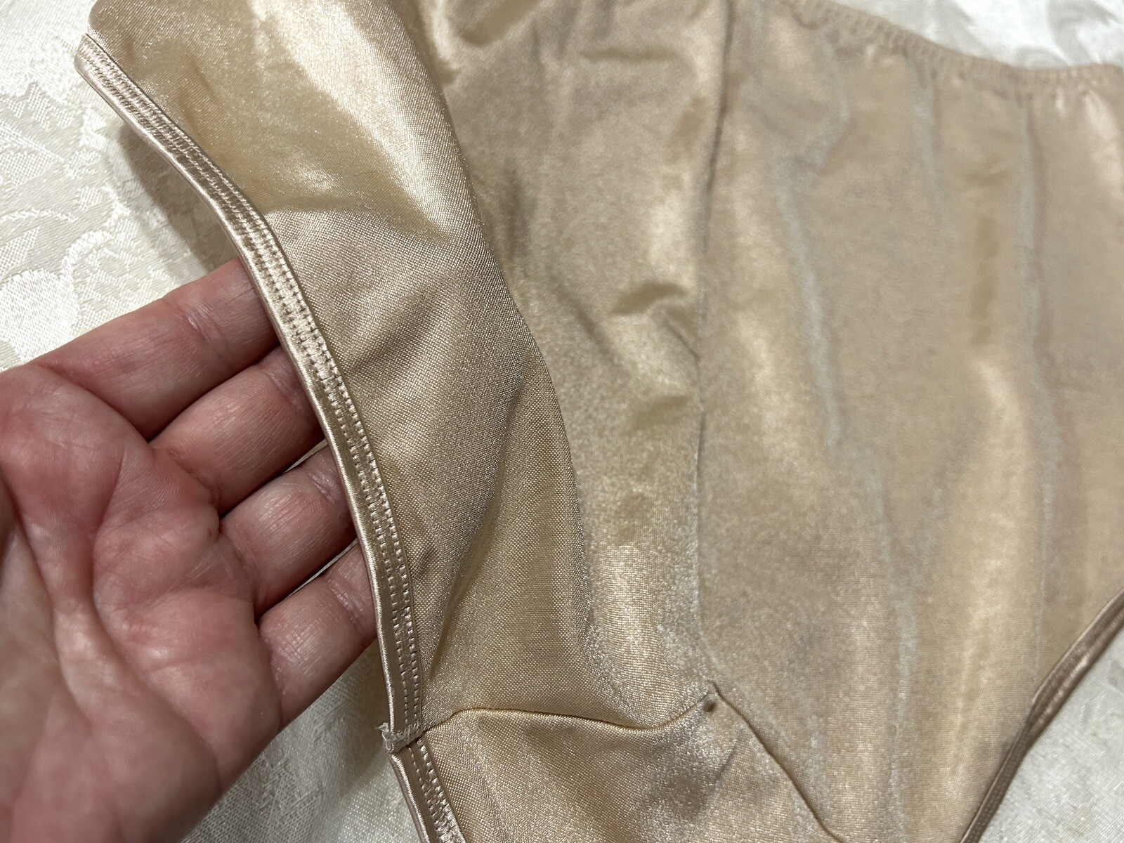 NWOT Vtg VANITY FAIR 40-841 Second Skin Satin 3XL Nude Brief Panties #48