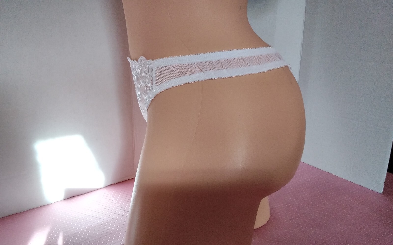 Panties Vintage 2001 NWT Victoria&rsquo;s Secret Embroidered White Lacey Mesh Thong M