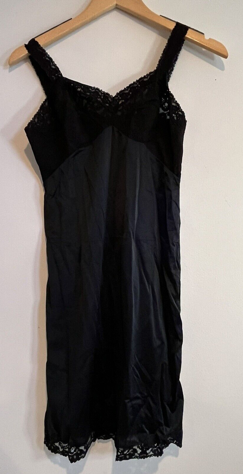 Vintage Beeline Full Slip Dress Stretch Fitted Lace Bodice Black Nylon Size 34