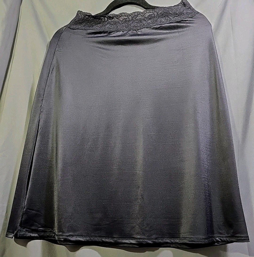 Nylon Spandex Half Slip Vassarette Slinky Black Side Slit, Waist 30&Prime;-36&Prime; L 25&Prime;