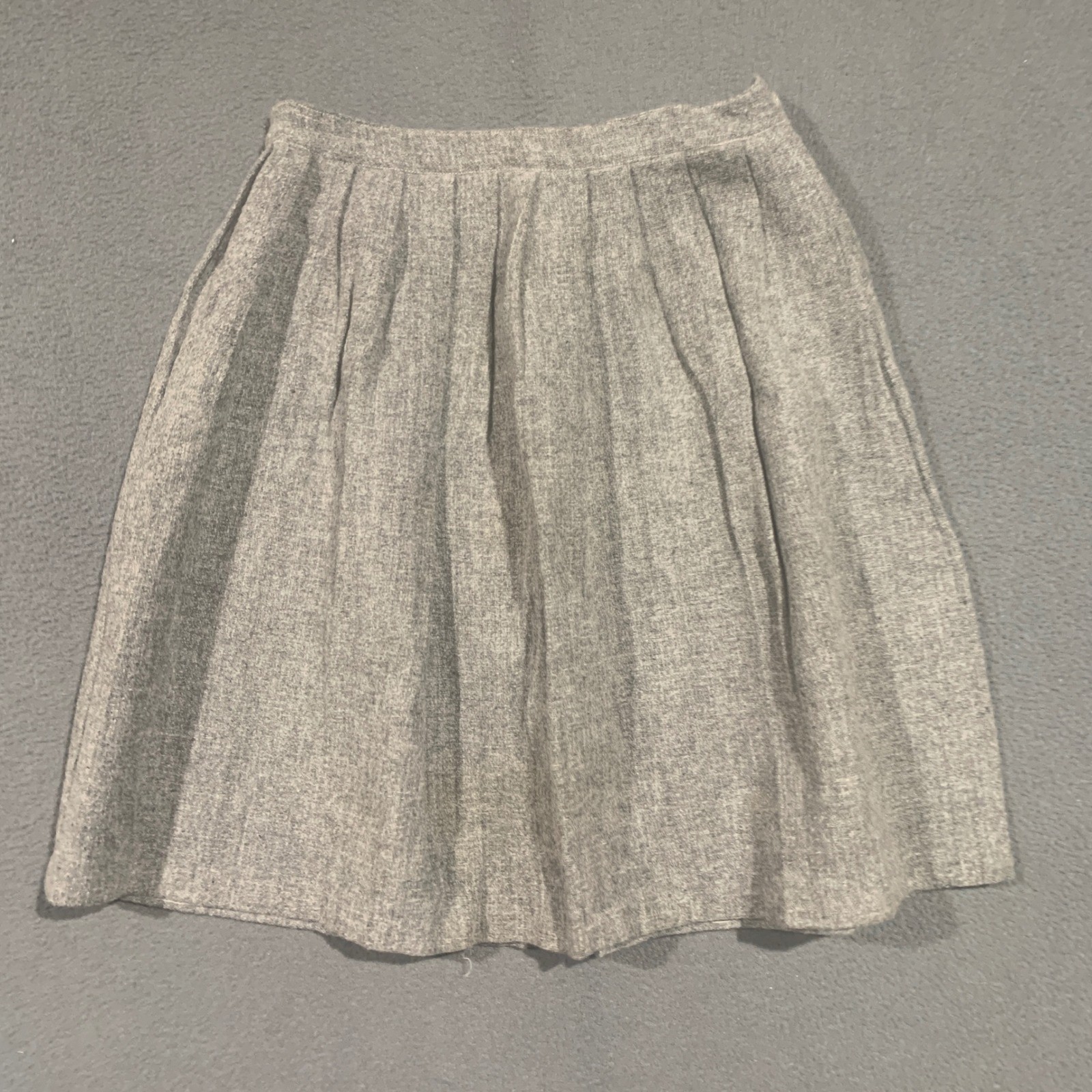 Vintage Twee 70s Heather Gray Wool Pleated A-Line Skirt Side Zip School Girl 22W