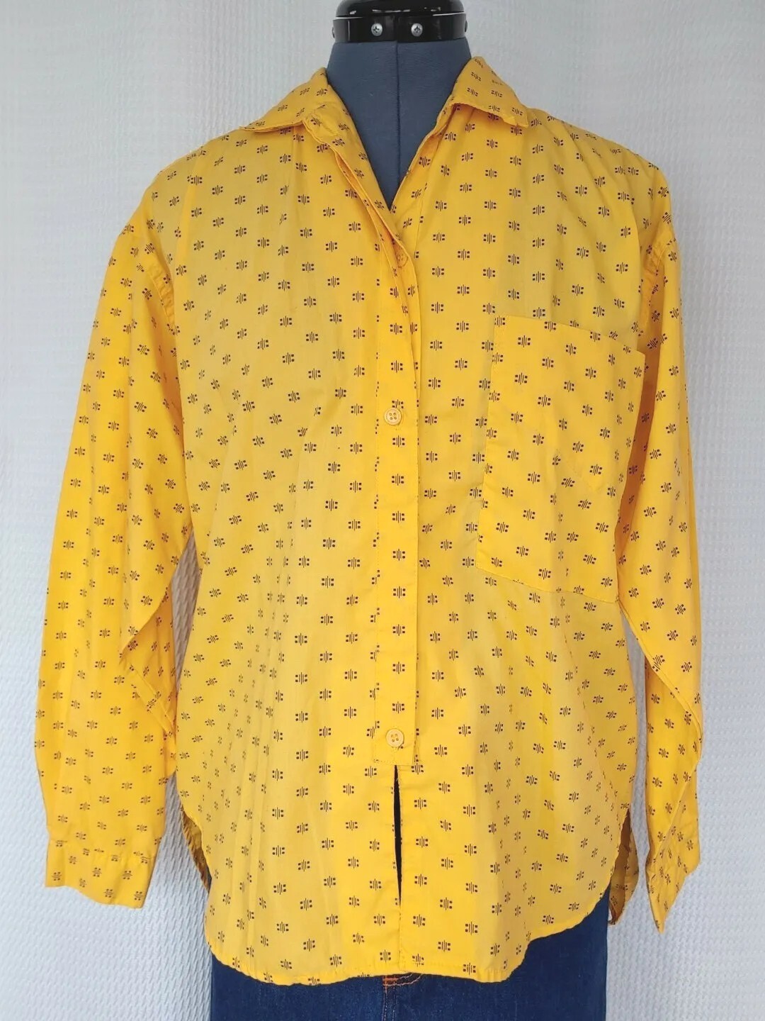 Vintage Good Look&rsquo;n Yellow Button Down Shirt with Black Pattern Size Medium