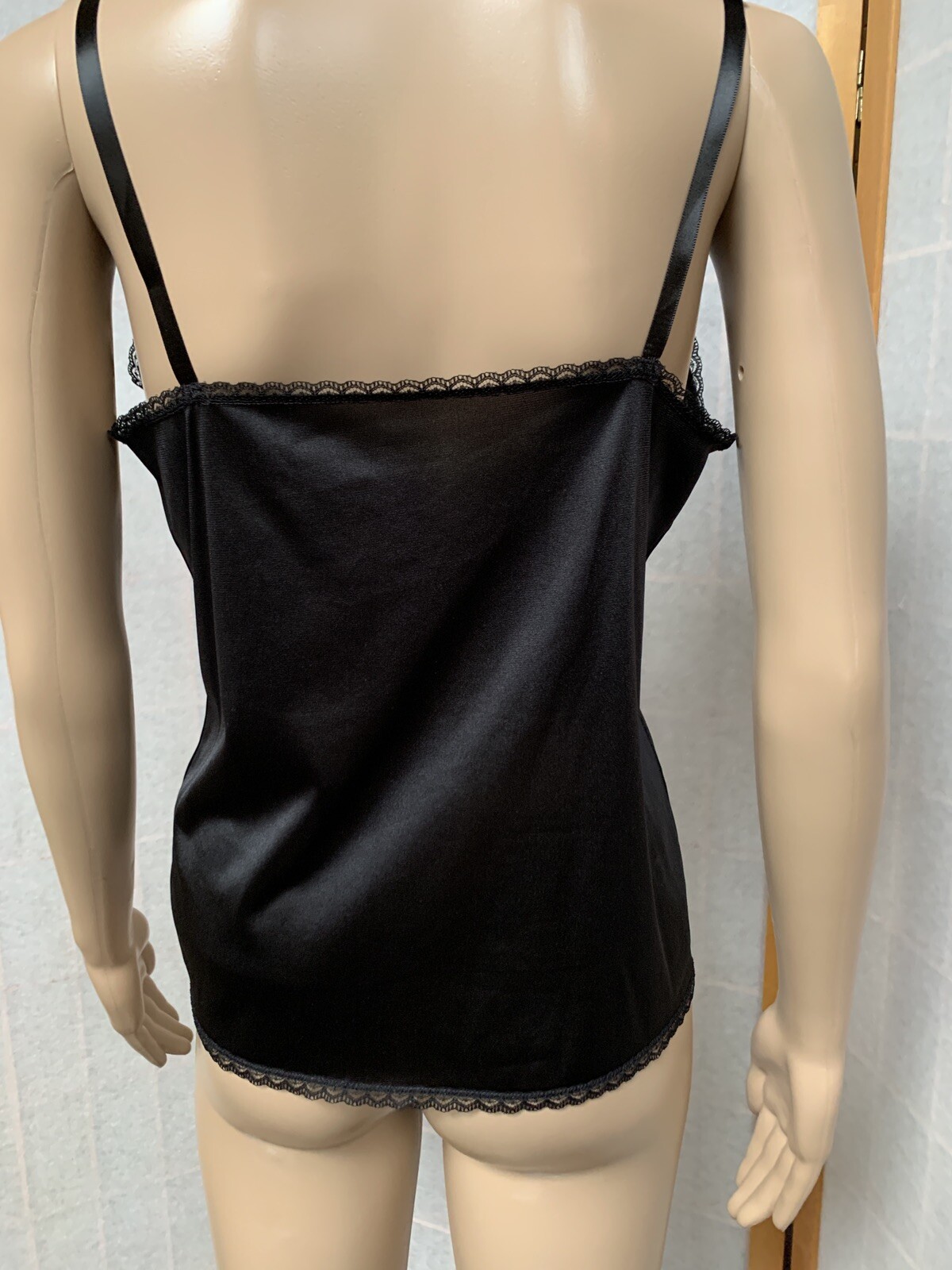 Vintage~Vassarette ~Cami ~Nylon Lace Trim ~Adjustable Straps ~M~ USA