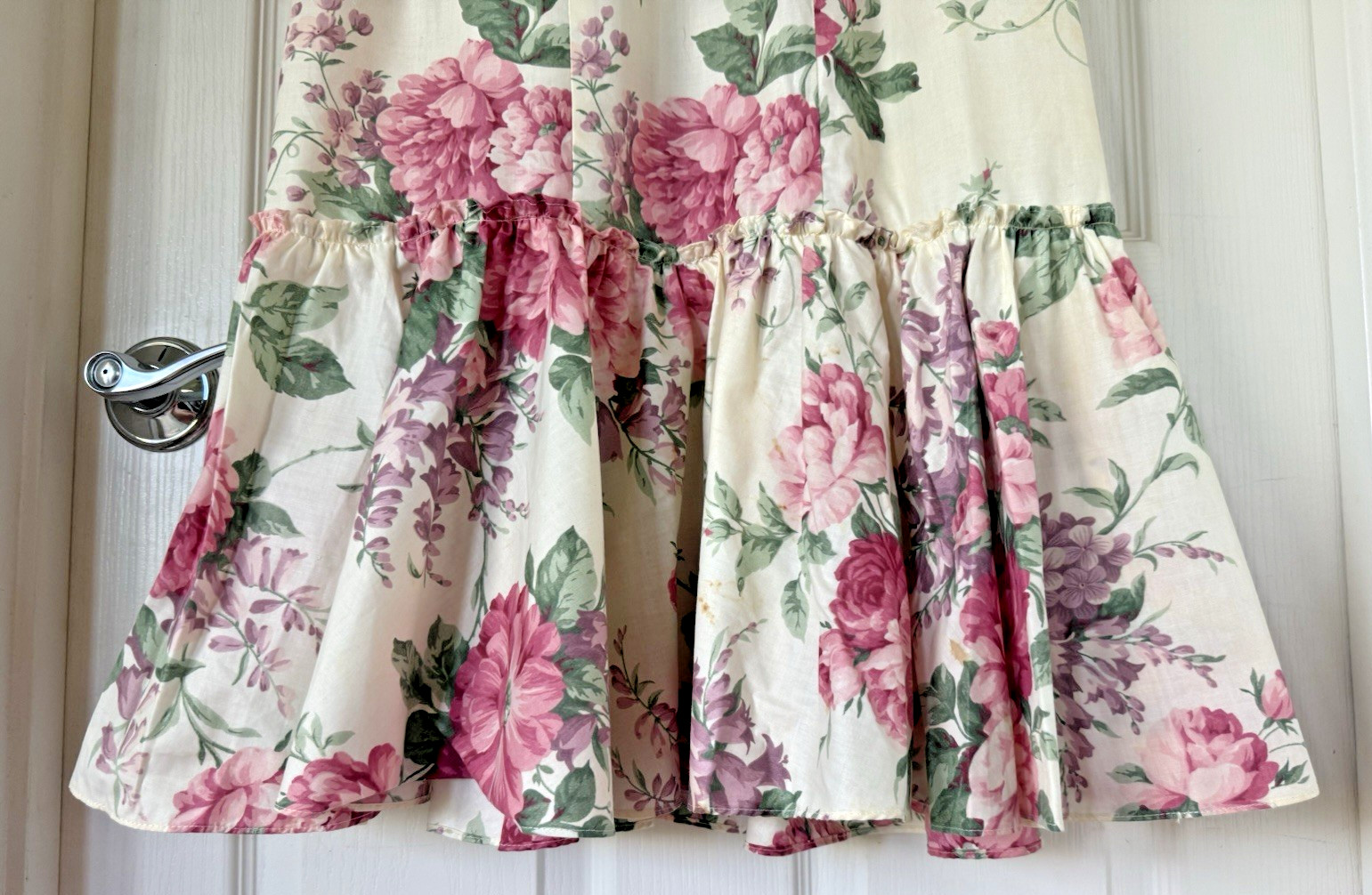 VTG 80&rsquo;s Hawaii Lola Jrs Women&rsquo;s Floral Roses/Lilacs Ruffle Midi/ Tea Dress Sz 7