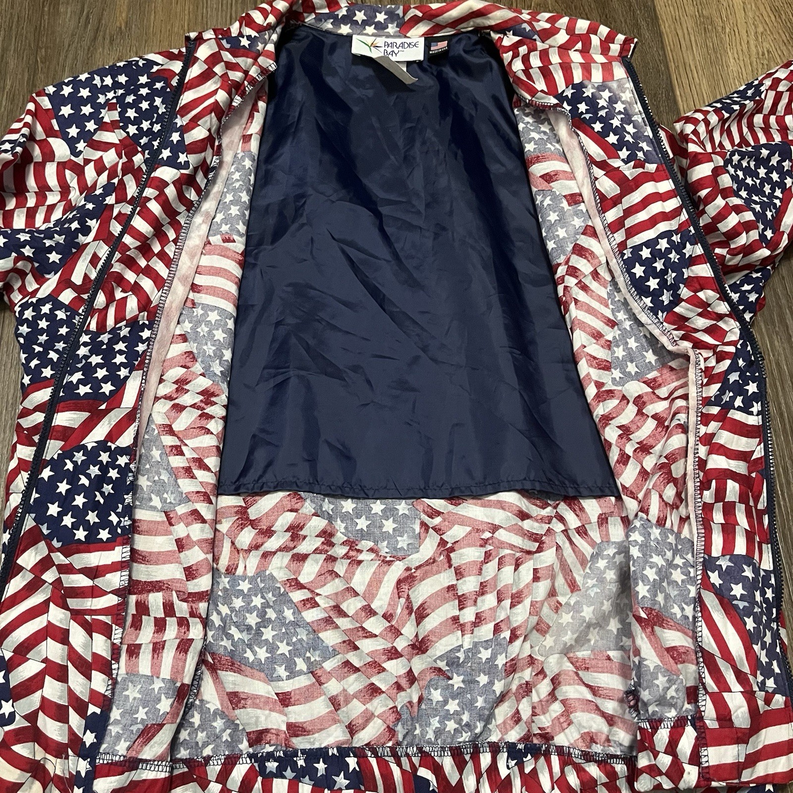 VTG Paradise Bay American Flag Jacket Adult M USA Made Patriotic Stars Stripes