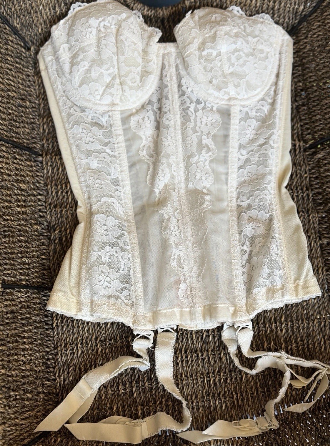 50s Authentic Warner&rsquo;s Original “Merry Widow” Ivory Lace Strapless Corset 32B