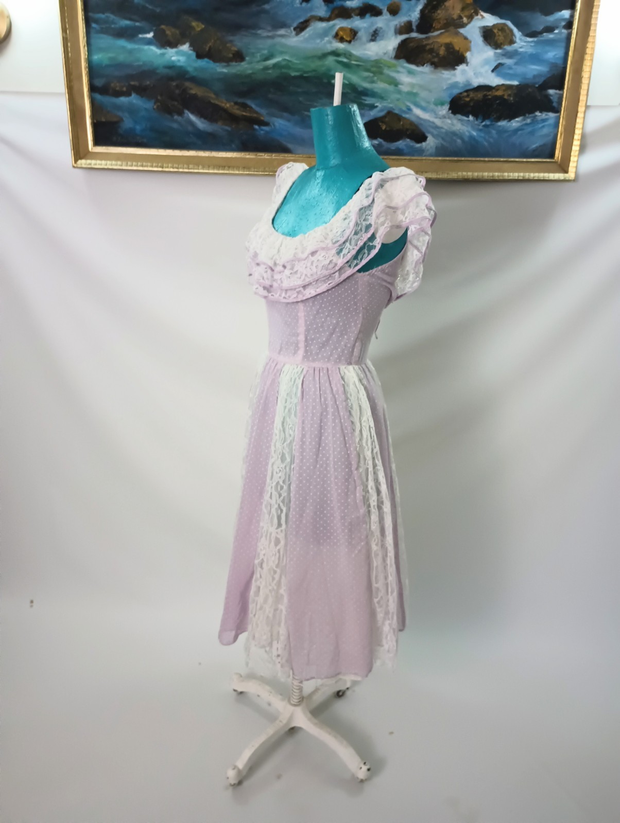 Soft Purple Lilac Cottagecore Polka Dot And Lace Vintage 1970s Dress Small XS