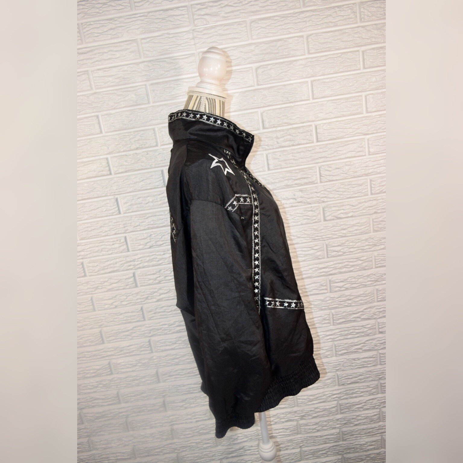 Vintage Lavon By Cheerful Corp Lightweight Black Jacket Silver Star Pattern Sz M